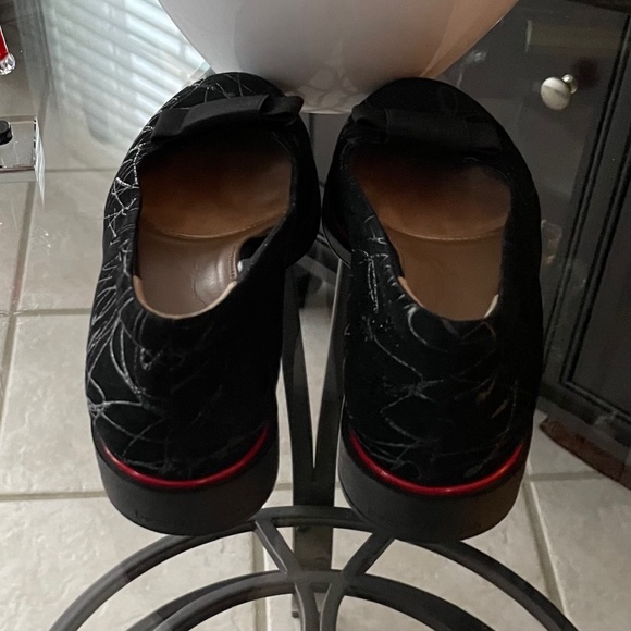 Like NEW  Beautiful Black Leather Loafers    37 - Picture 10 of 16